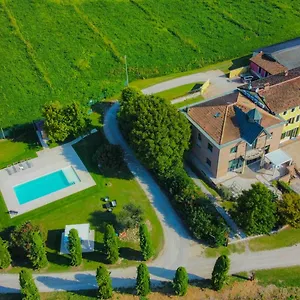 Bb Mambrotta Casa di campagna